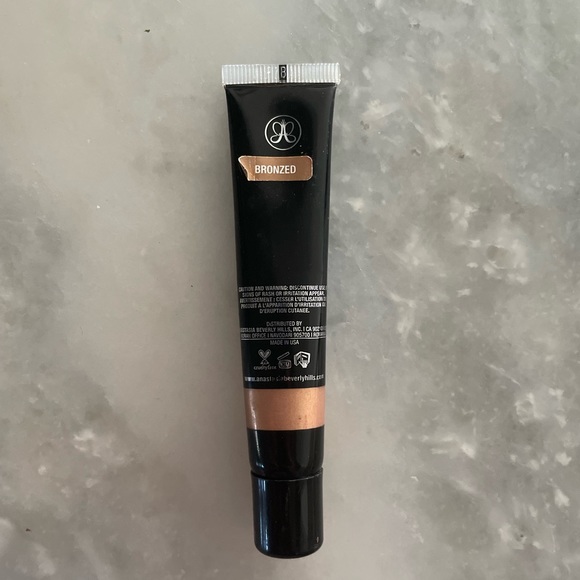 Anastasia Beverly Hills Liquid Glow Highlighter in Bronzed Full Size 0.68 oz - Picture 2 of 3